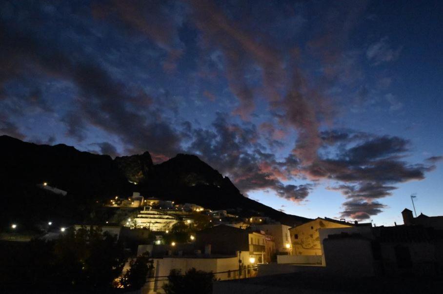 Hotel Montesion Luz Del Desierto Lucainena de las Torres Екстер'єр фото